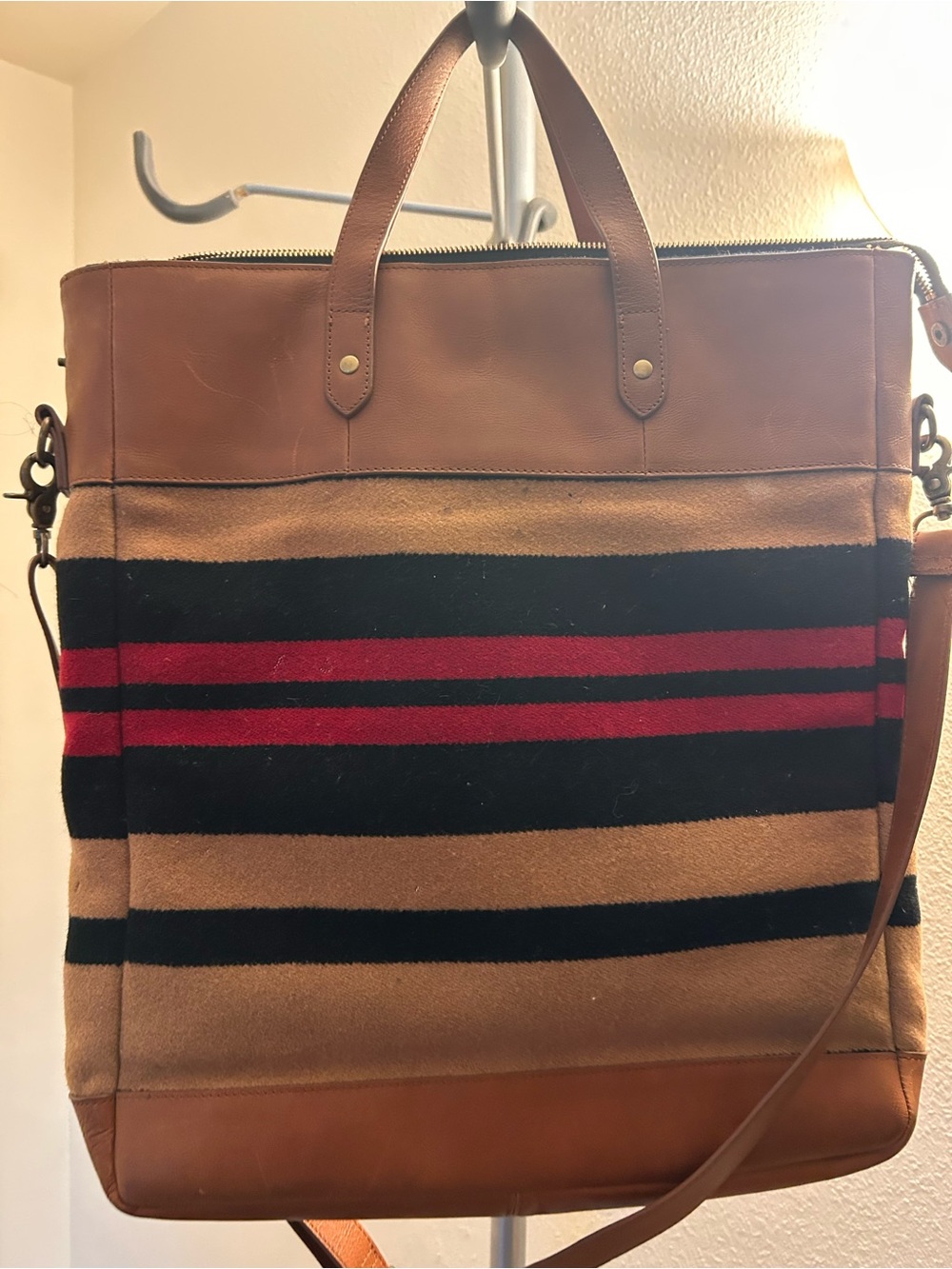 Pendleton Leather & Wool Laptop / Messenger Tote - Picture 2 of 10